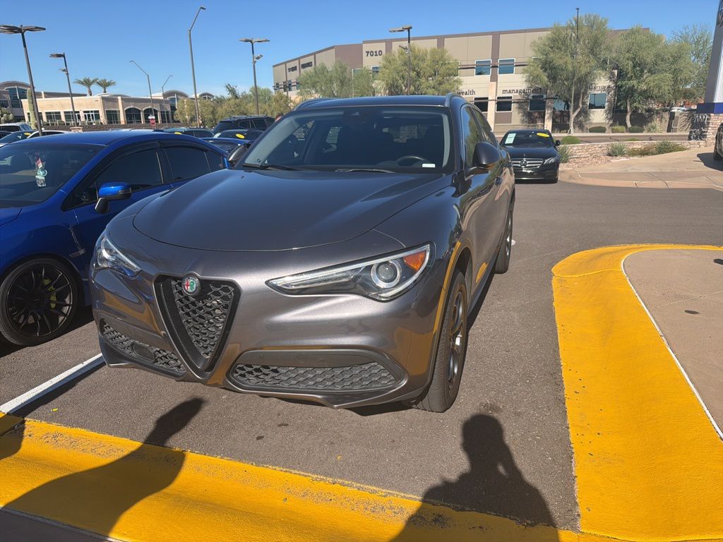 Thumbnail: 2020 Alfa Romeo Stelvio - 3