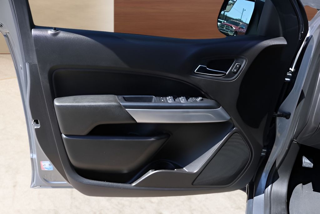 Used Car 2021 Chevrolet Colorado  Lt For Sale Under $25,000 In Austin, Texas