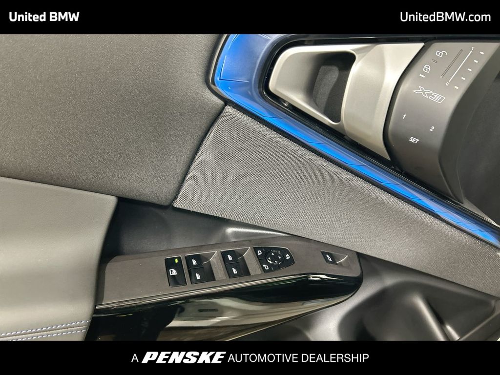 Thumbnail: 2026 BMW X3 - 11