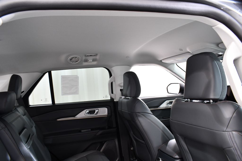 New 2026 Gray Ford Active image 18