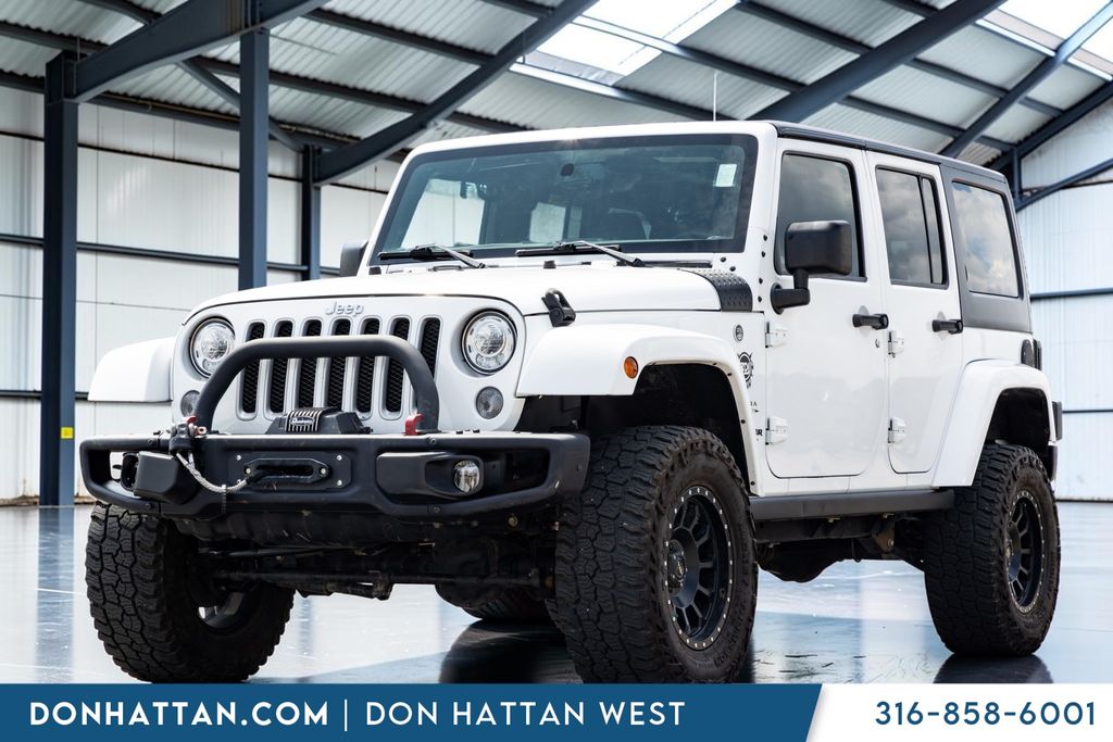 2017 Jeep Wrangler Unlimited Sahara 4WD