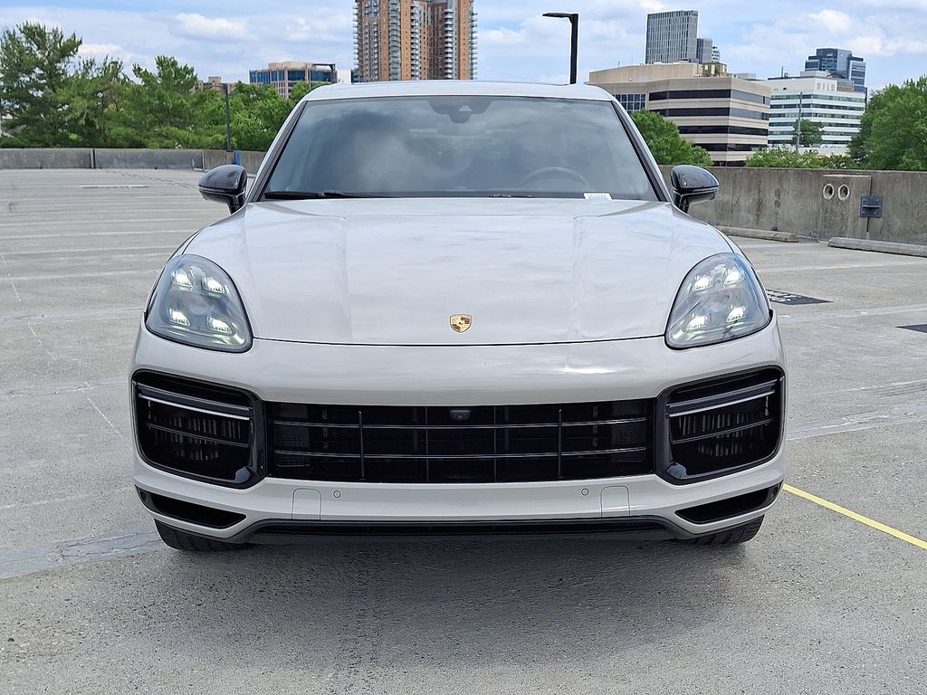 2021 Porsche Cayenne Turbo 6