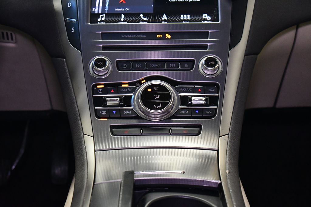 Thumbnail: 2017 Lincoln MKZ - 19