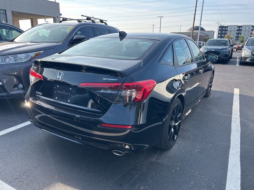 Thumbnail: 2022 Honda Civic - 3