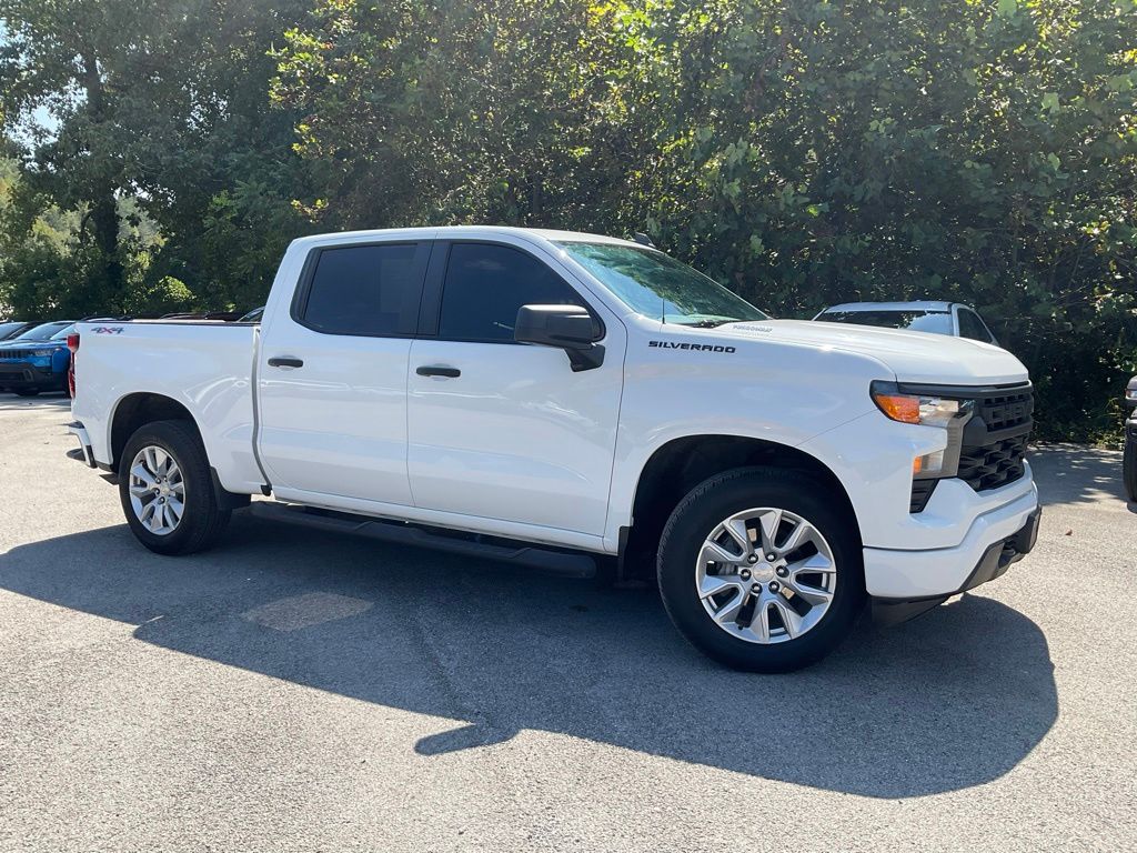 White 2024 Chevrolet Silverado 1500 Pickup Truck Four-Wheel Drive 8-Speed Automatic