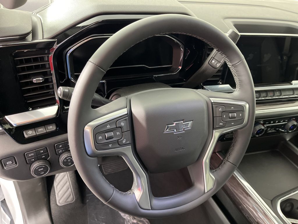 Thumbnail: 2025 Chevrolet Silverado 2500 - 29