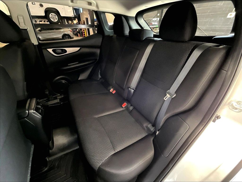 2019 Nissan Rogue Sport — photo 15