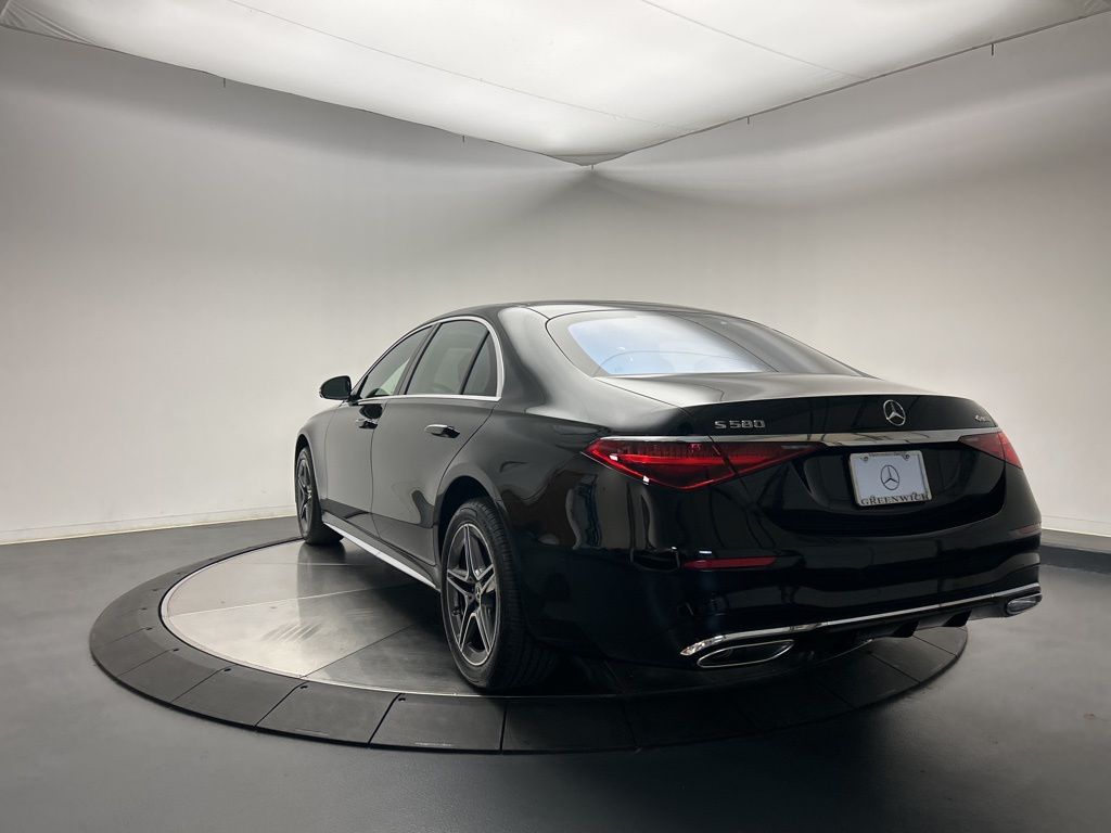 Thumbnail: 2026 Mercedes-Benz S-Class - 5