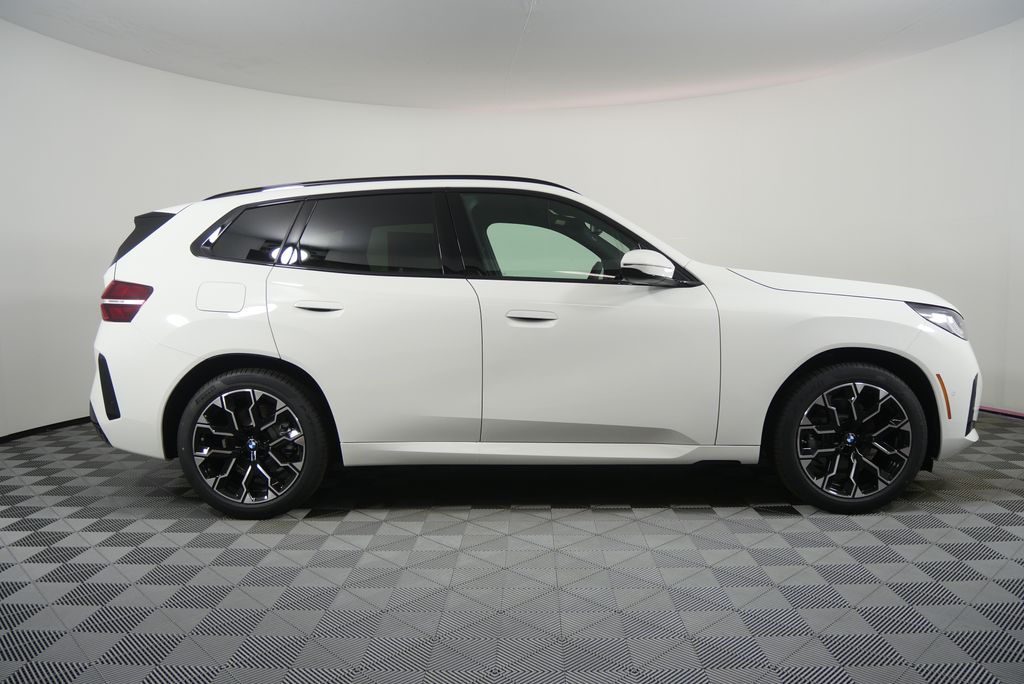 Thumbnail: 2026 BMW X3 - 2