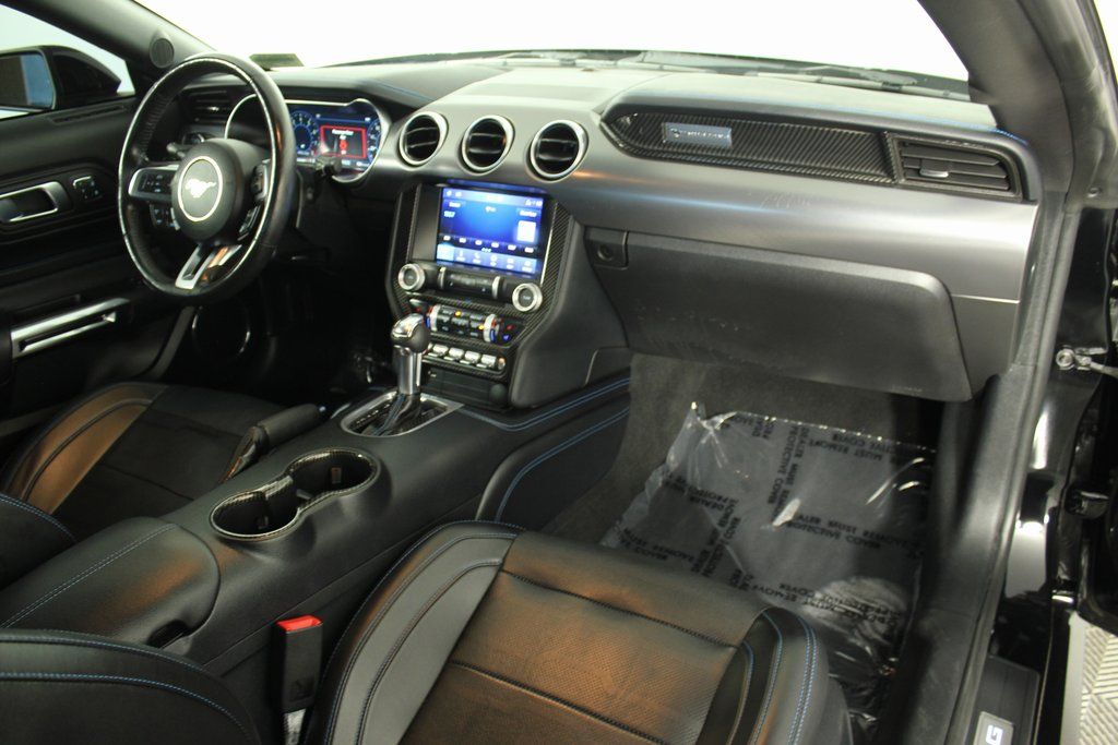 Thumbnail: 2022 Ford Mustang - 8
