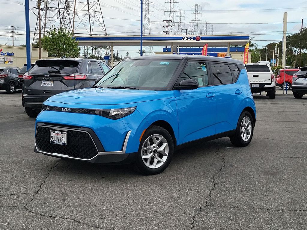 Surf Blue w/Black Roof 2024 Kia Soul S FWD SUV / Crossover Front-Wheel Drive Continuously Variable Transmission