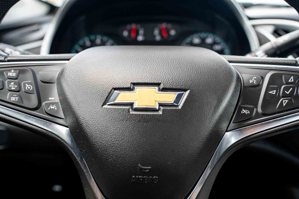 Used Car 2025 Chevrolet Malibu  Lt For Sale Under $25,000 In Austin, Texas