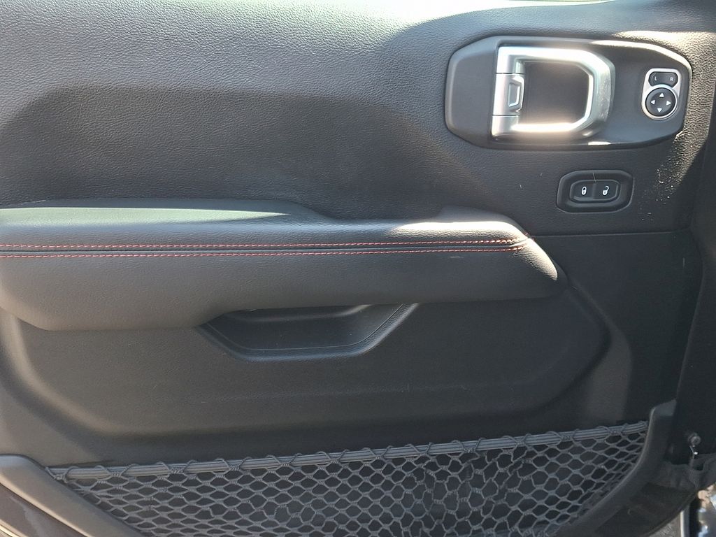 Used 2020 Jeep Wrangler SUV