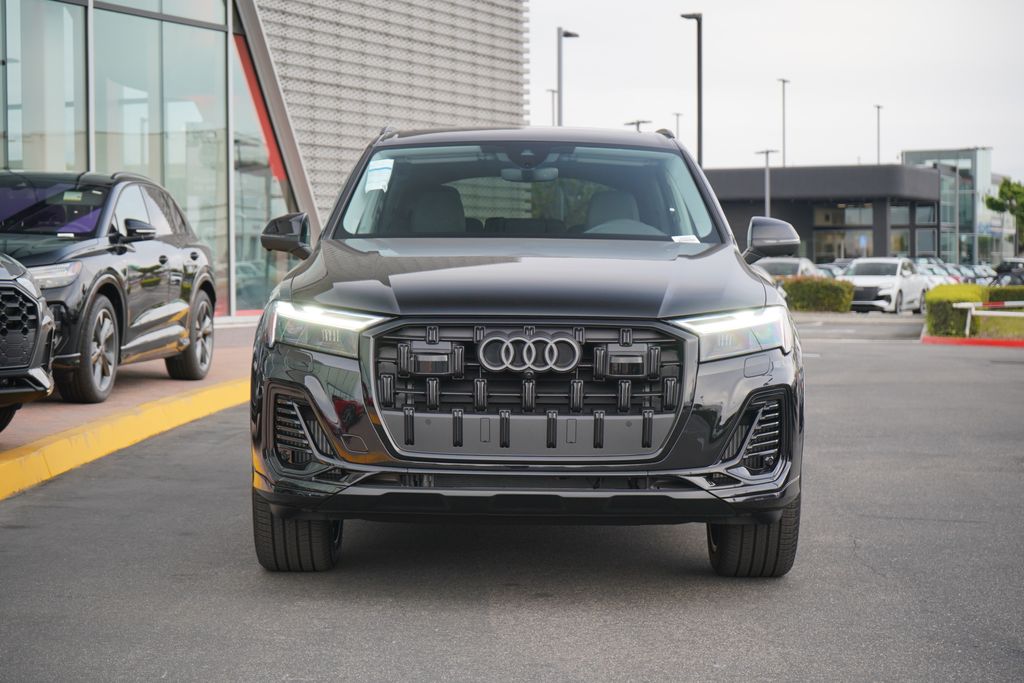 2025 Audi Q7  5