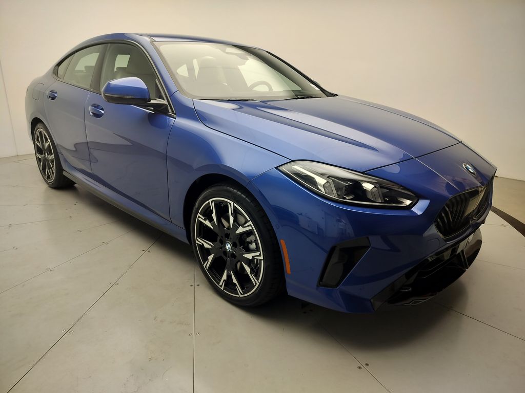 Thumbnail: 2026 BMW 2 Series - 2