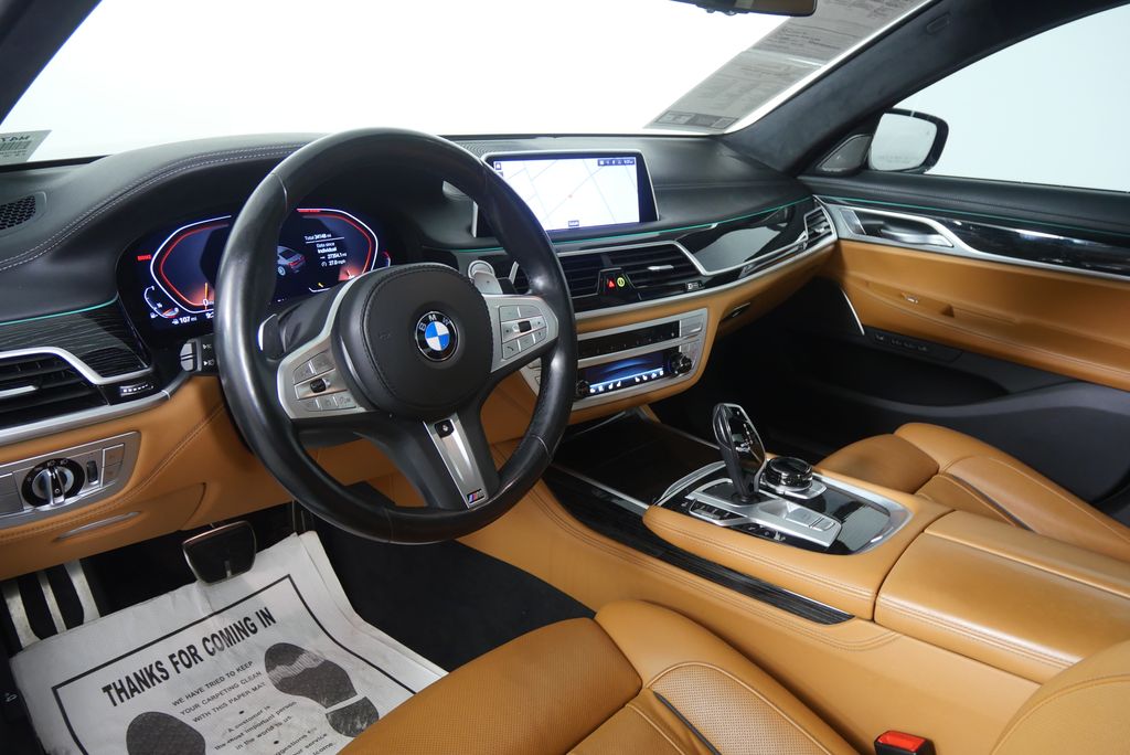 Thumbnail: 2022 BMW 7 Series - 12