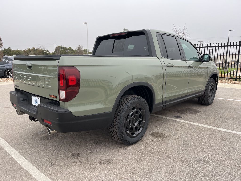 Thumbnail: 2026 Honda Ridgeline - 3
