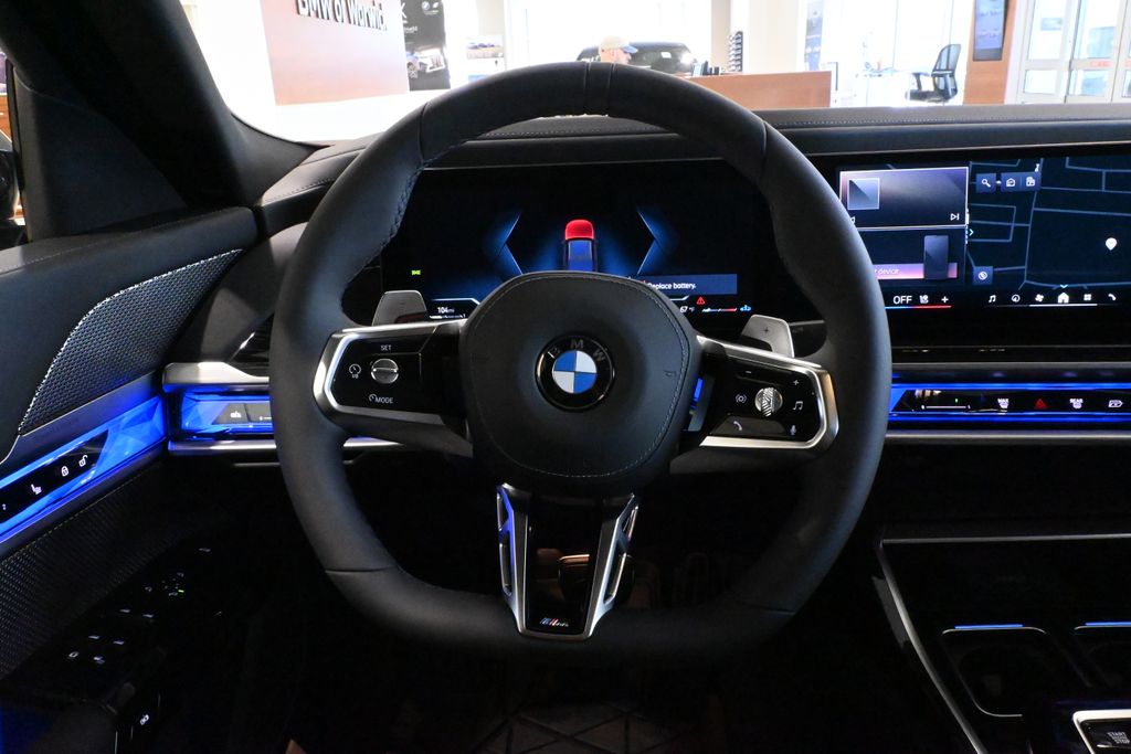 2025 BMW 7 Series 760i xDrive 17
