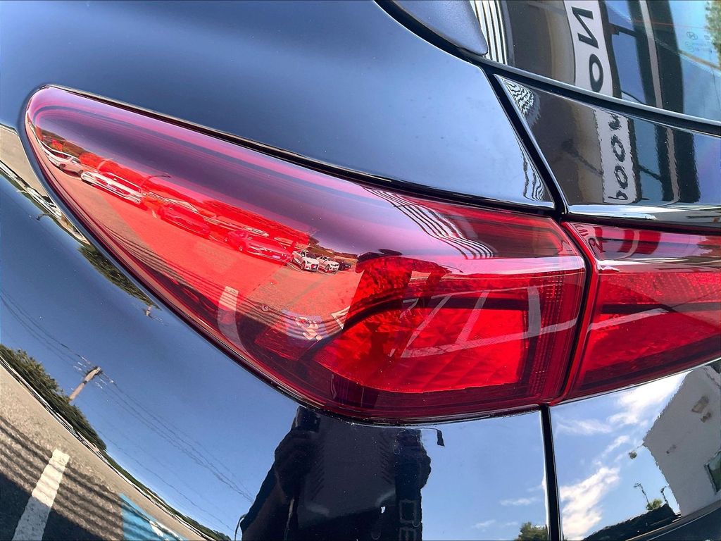 2022 Hyundai Kona — photo 32