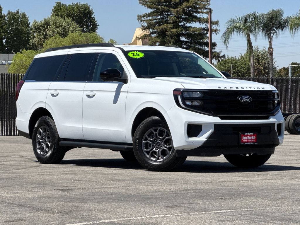 Oxford White 2025 Ford Expedition SUV / Crossover 4X2 Automatic