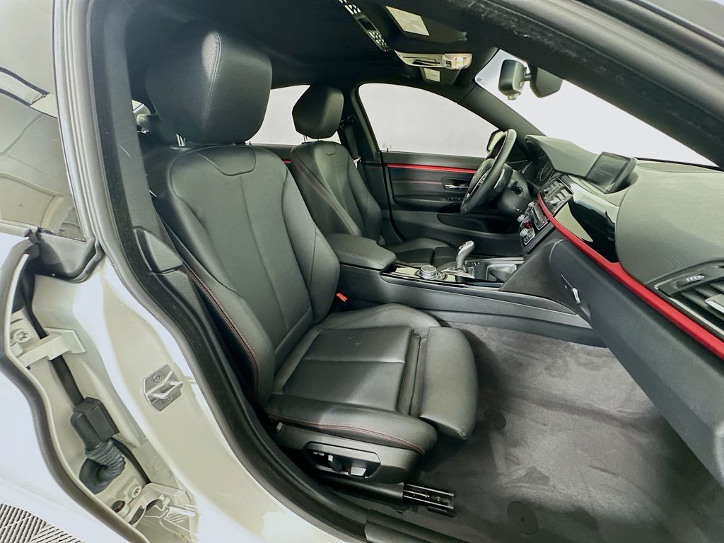 Thumbnail: 2015 BMW 4 Series - 29