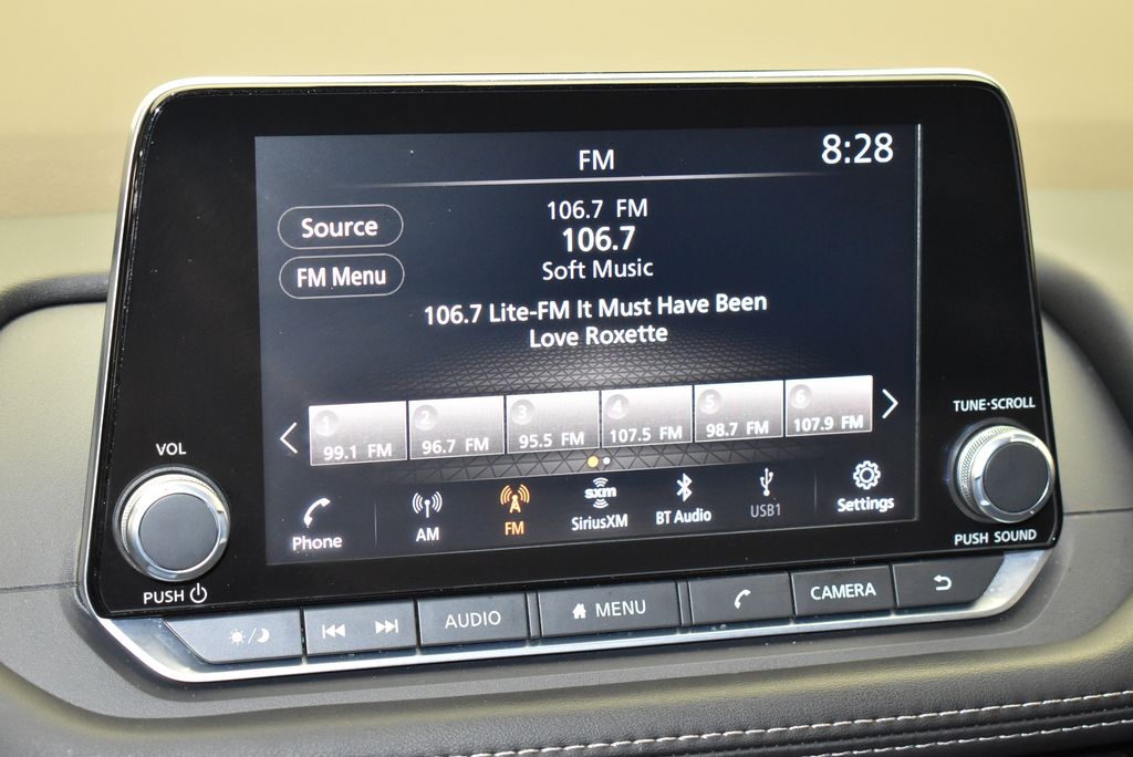 Thumbnail: 2021 Nissan Rogue - 21