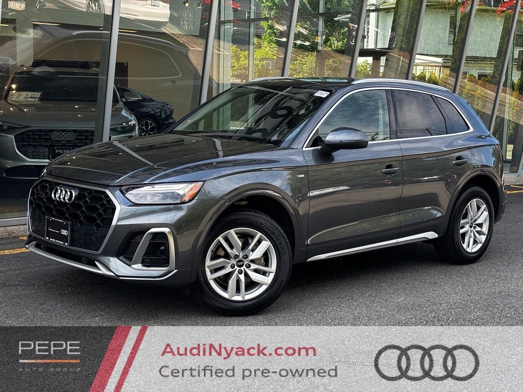 Daytona Gray Pearl 2023 Audi Q5 SUV / Crossover All-Wheel Drive 7-Speed Automatic