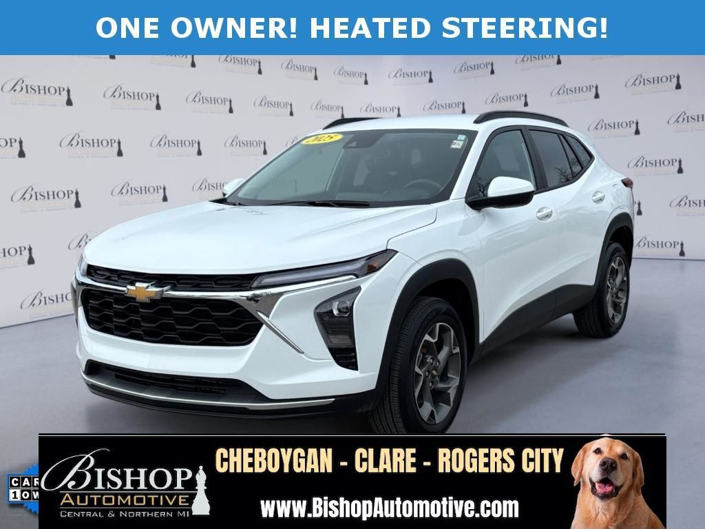 2025 Chevrolet Trax LT FWD
