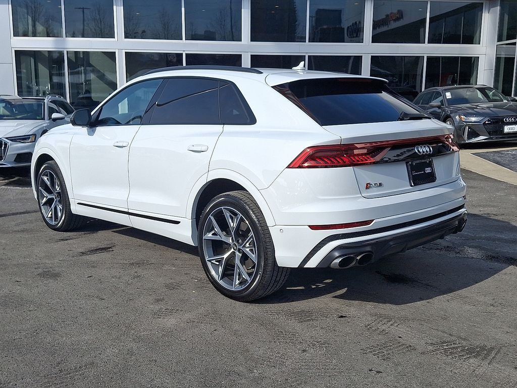 Thumbnail: 2023 Audi SQ8 - 6