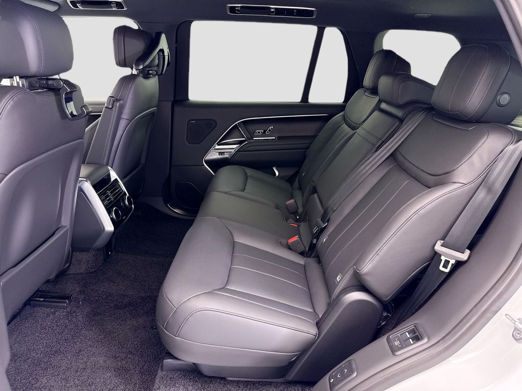 Thumbnail: 2026 Land Rover Range Rover - 20