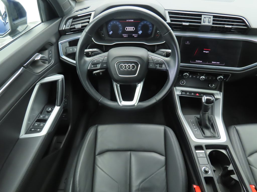 Thumbnail: 2023 Audi Q3 - 10