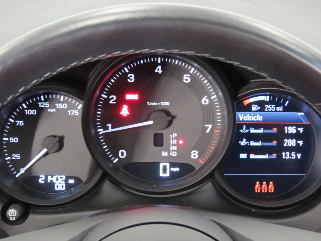 Thumbnail: 2024 Porsche Macan - 16