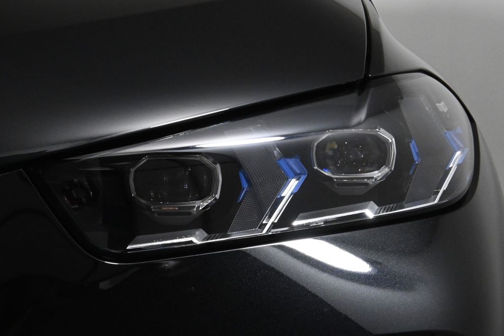 2025 BMW X5 xDrive40i 11