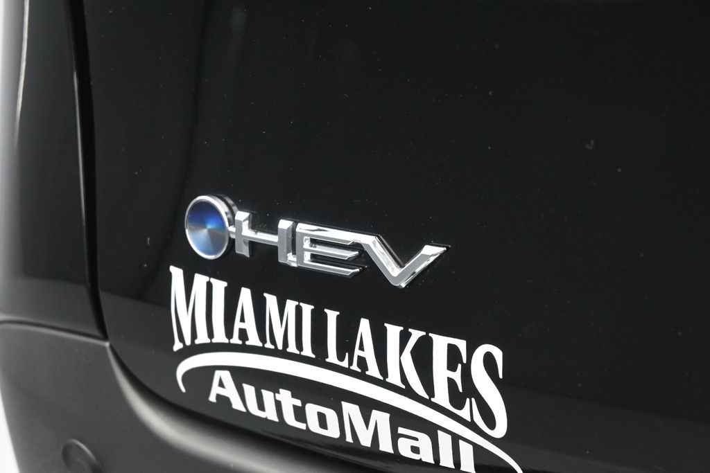 Used 2025 Midnight Black Metallic Toyota XLE image 37