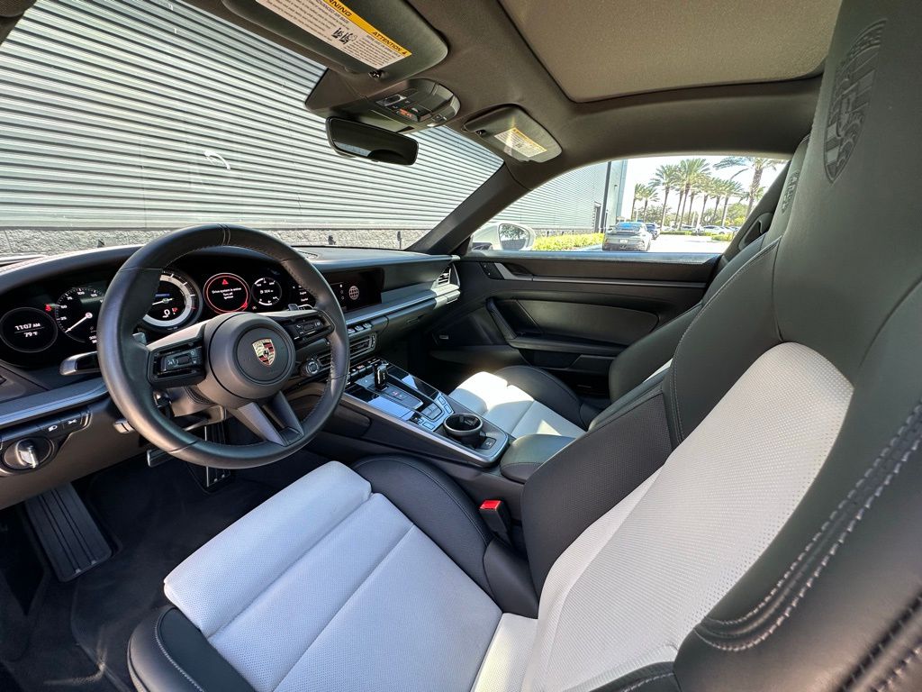 Thumbnail: 2024 Porsche 911 - 7