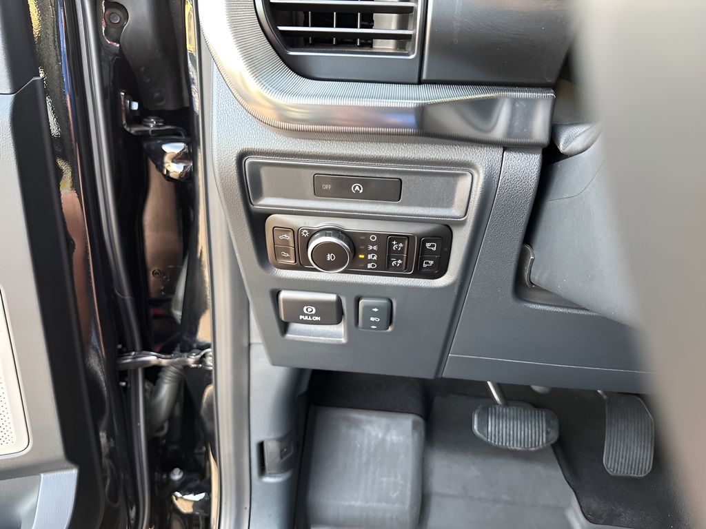 Used 2025 Black Ford Raptor image 29