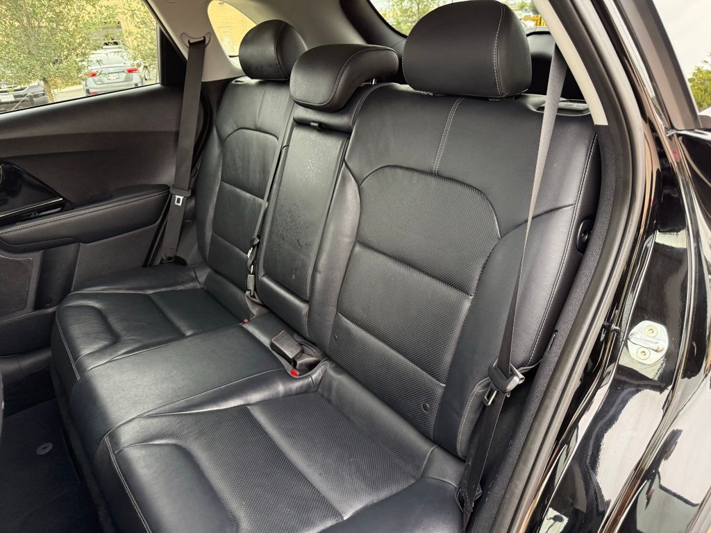 Thumbnail: 2019 Kia Niro - 22