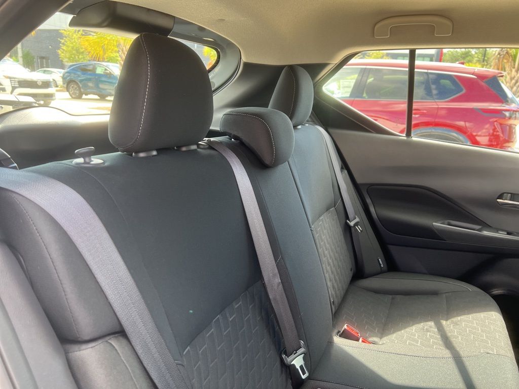2024 Boulder Gray Pearl Nissan Kicks SV FWD SUV