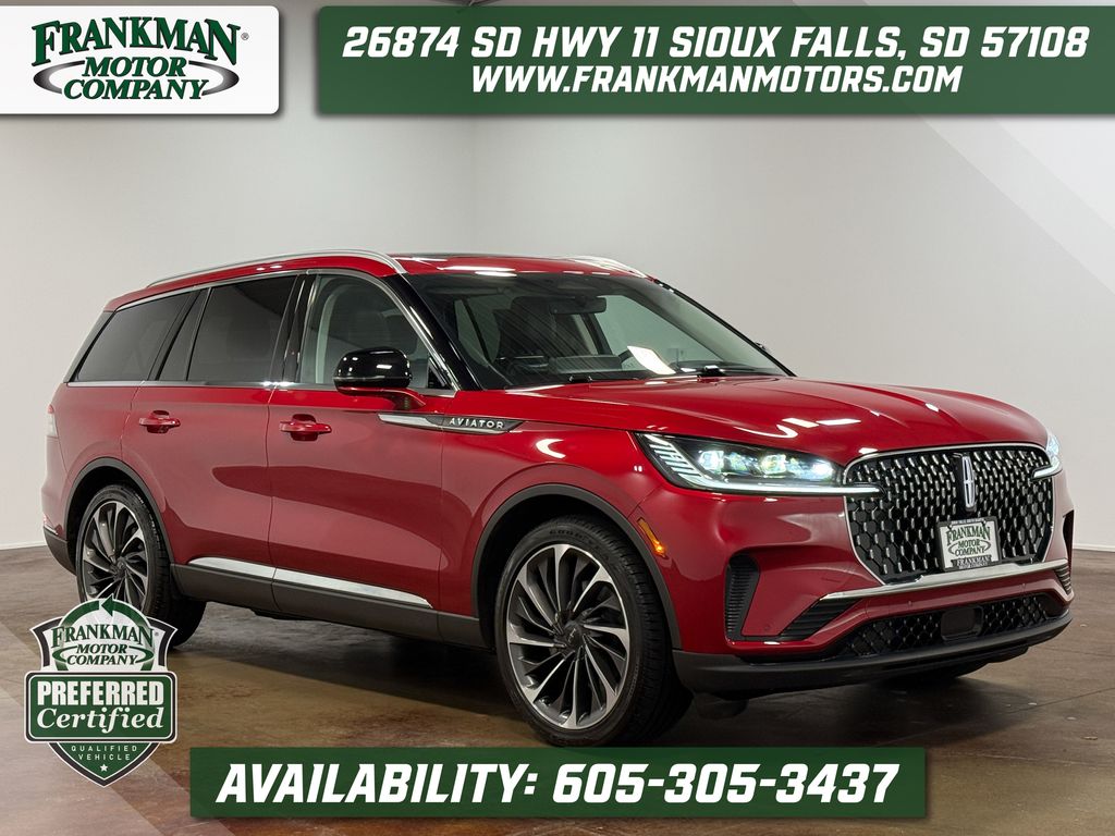 Red Carpet Metallic Tinted Clearcoat 2025 Lincoln Aviator Reserve AWD SUV / Crossover All-Wheel Drive Automatic