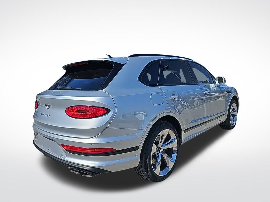 2024 Bentley Bentayga V8 5