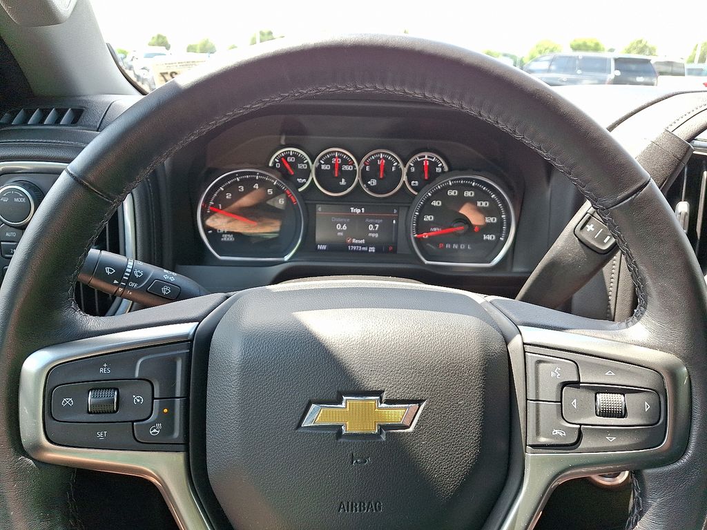 Thumbnail: 2022 Chevrolet Silverado 1500 - 19