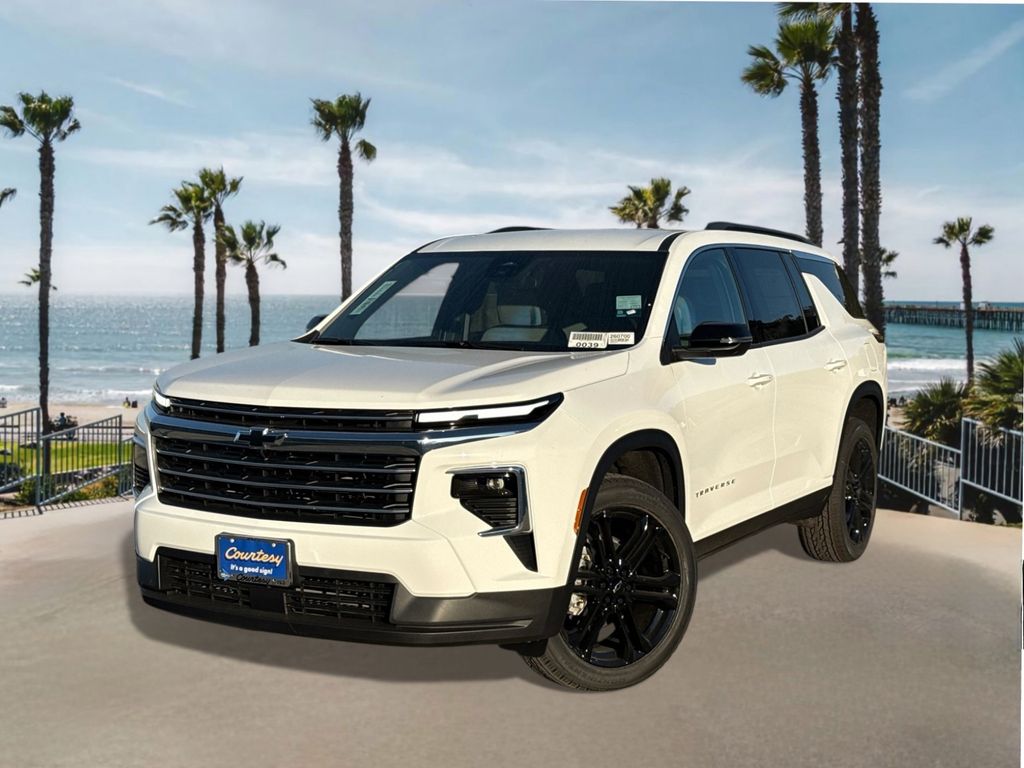 Summit White 2026 Chevrolet Traverse SUV / Crossover Front-Wheel Drive 8-Speed Automatic