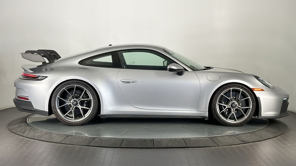 2024 Porsche 911 GT3 8