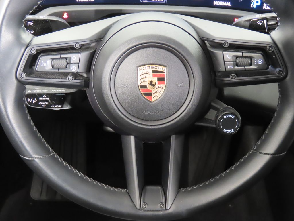 Thumbnail: 2024 Porsche Taycan - 18