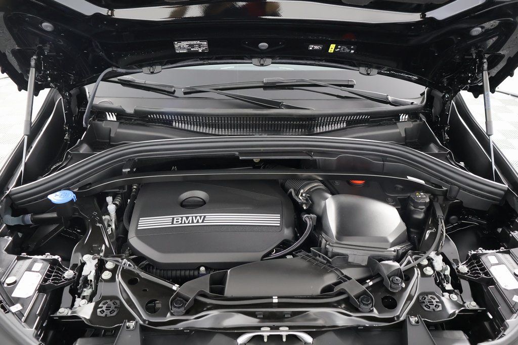 Thumbnail: 2026 BMW X1 - 9