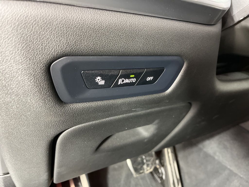 Thumbnail: 2024 BMW X6 - 29