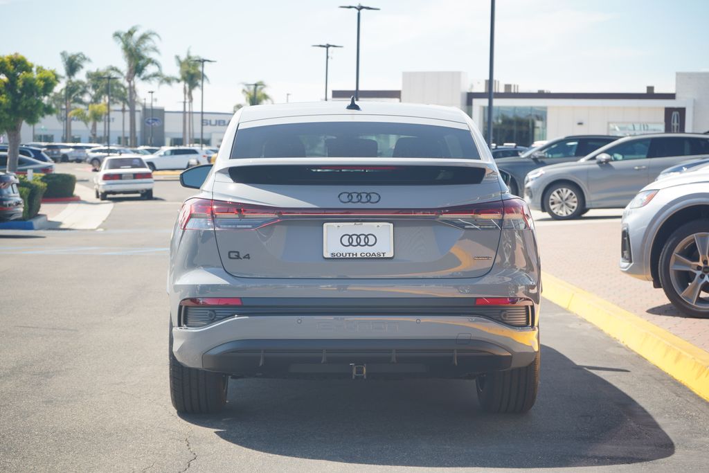 2025 Audi Q4 e-tron  4