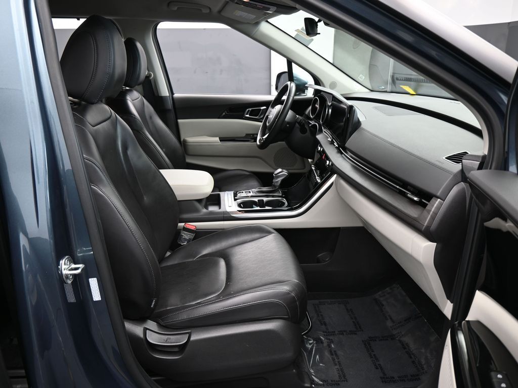 Used 2024 Astra Blue Kia EX image 45