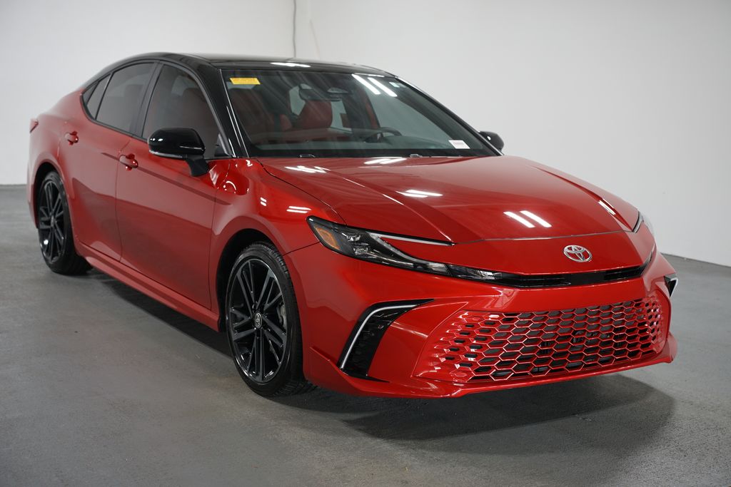 Thumbnail: 2025 Toyota Camry - 3