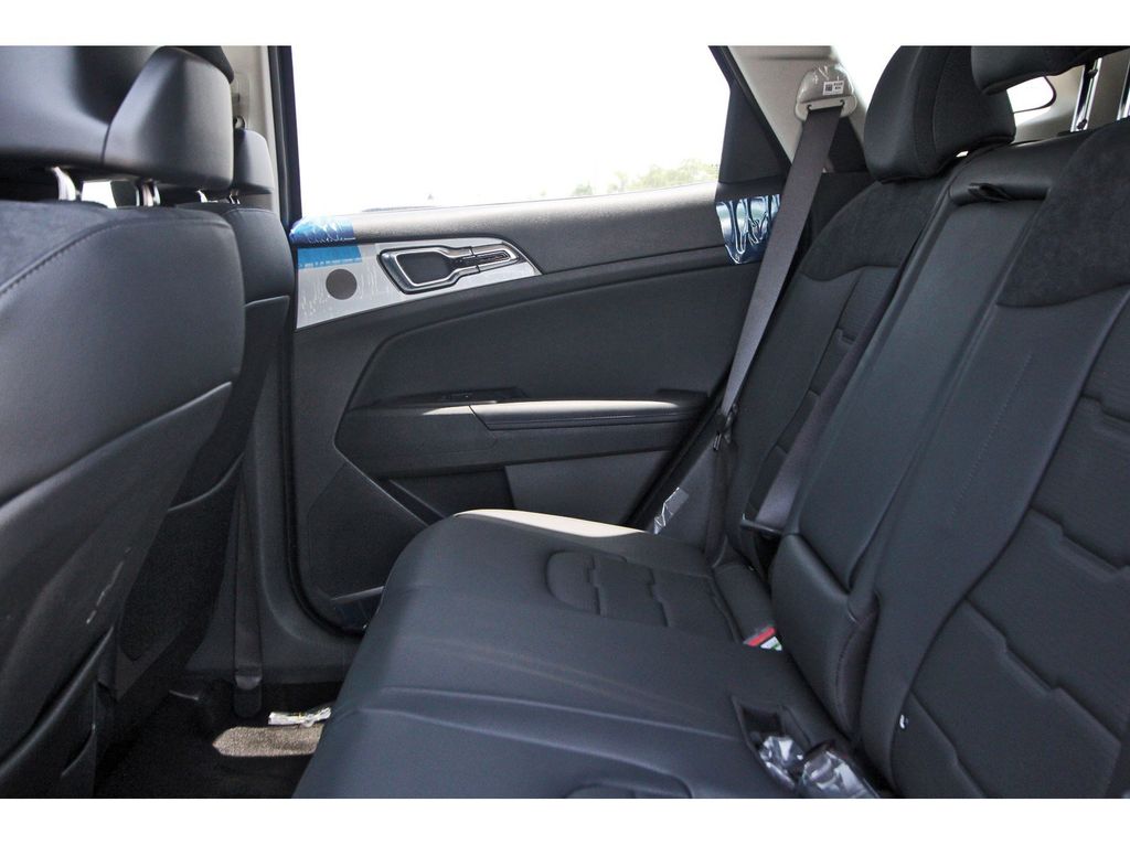 New 2026 Kia Sportage Hybrid SUV